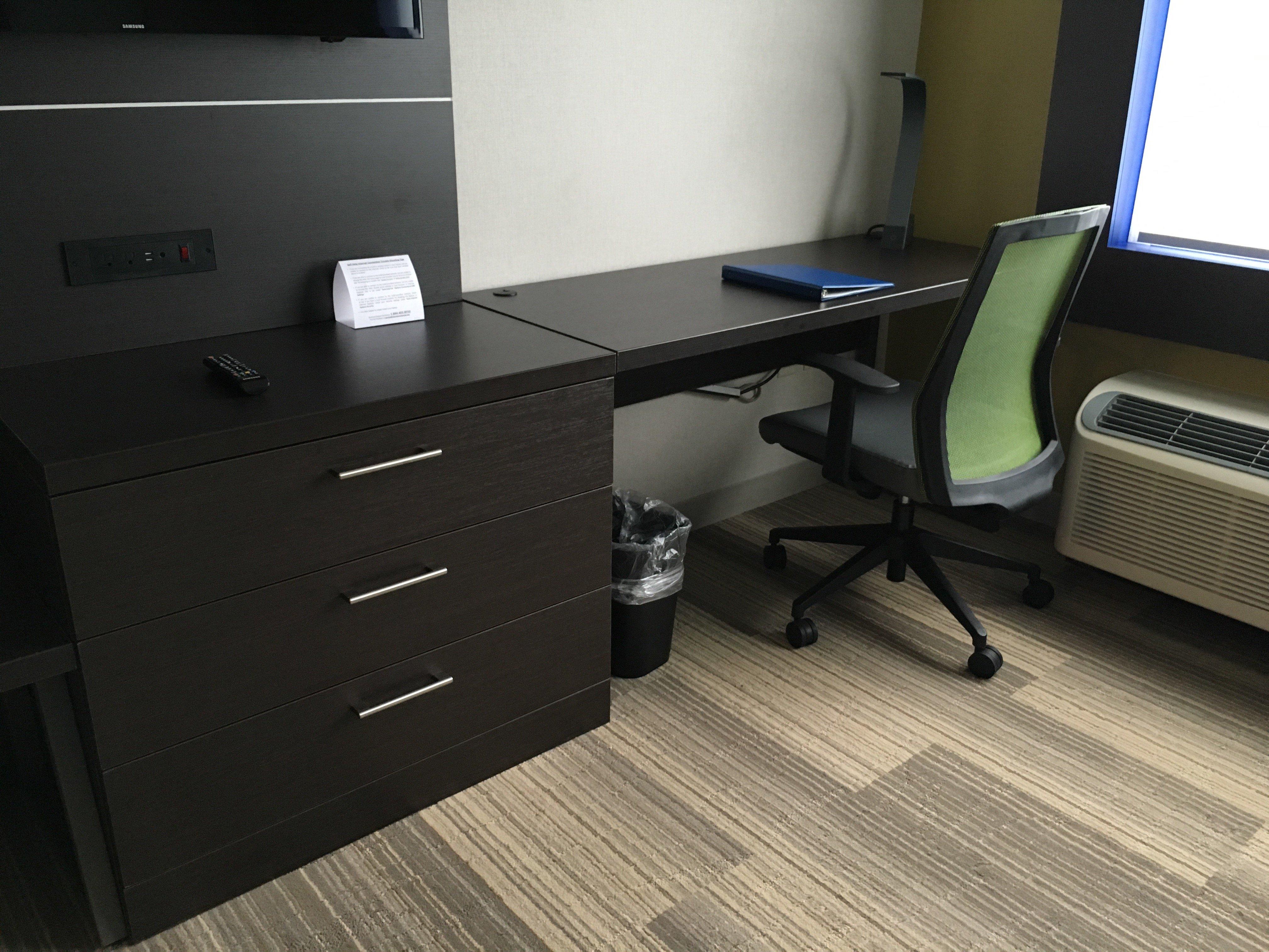 Holiday Inn Express & Suites Oswego By Ihg Luaran gambar