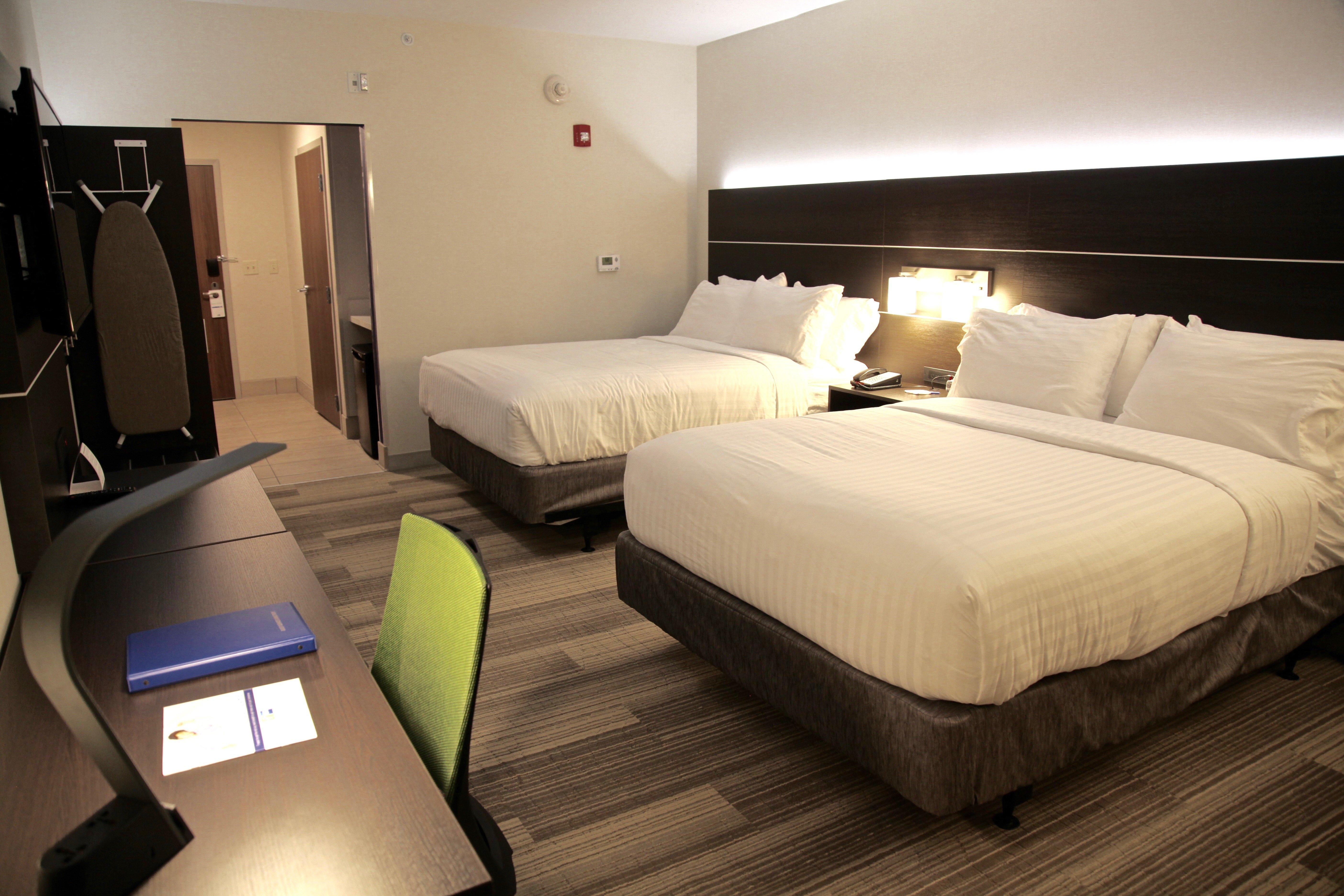 Holiday Inn Express & Suites Oswego By Ihg Luaran gambar