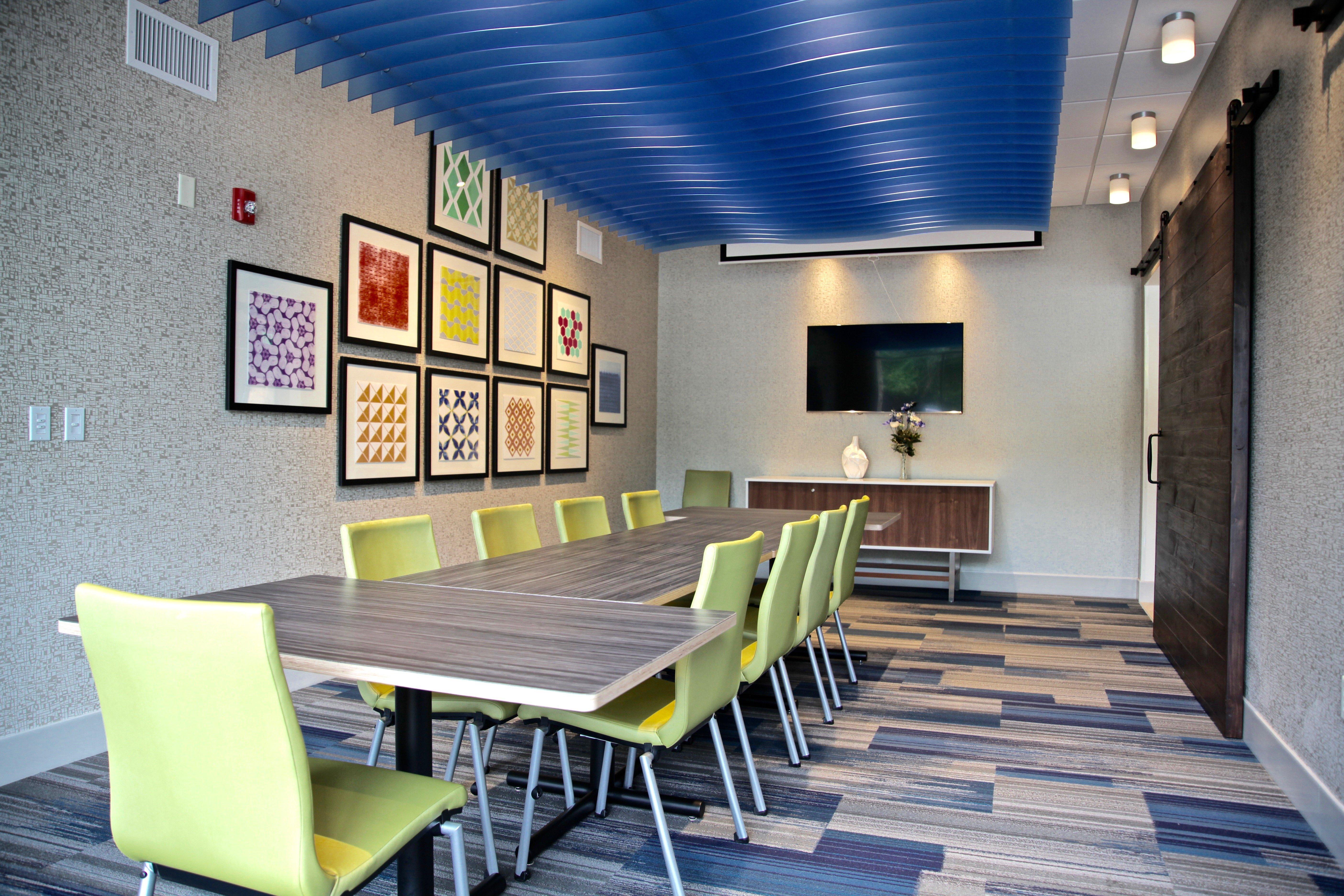 Holiday Inn Express & Suites Oswego By Ihg Luaran gambar