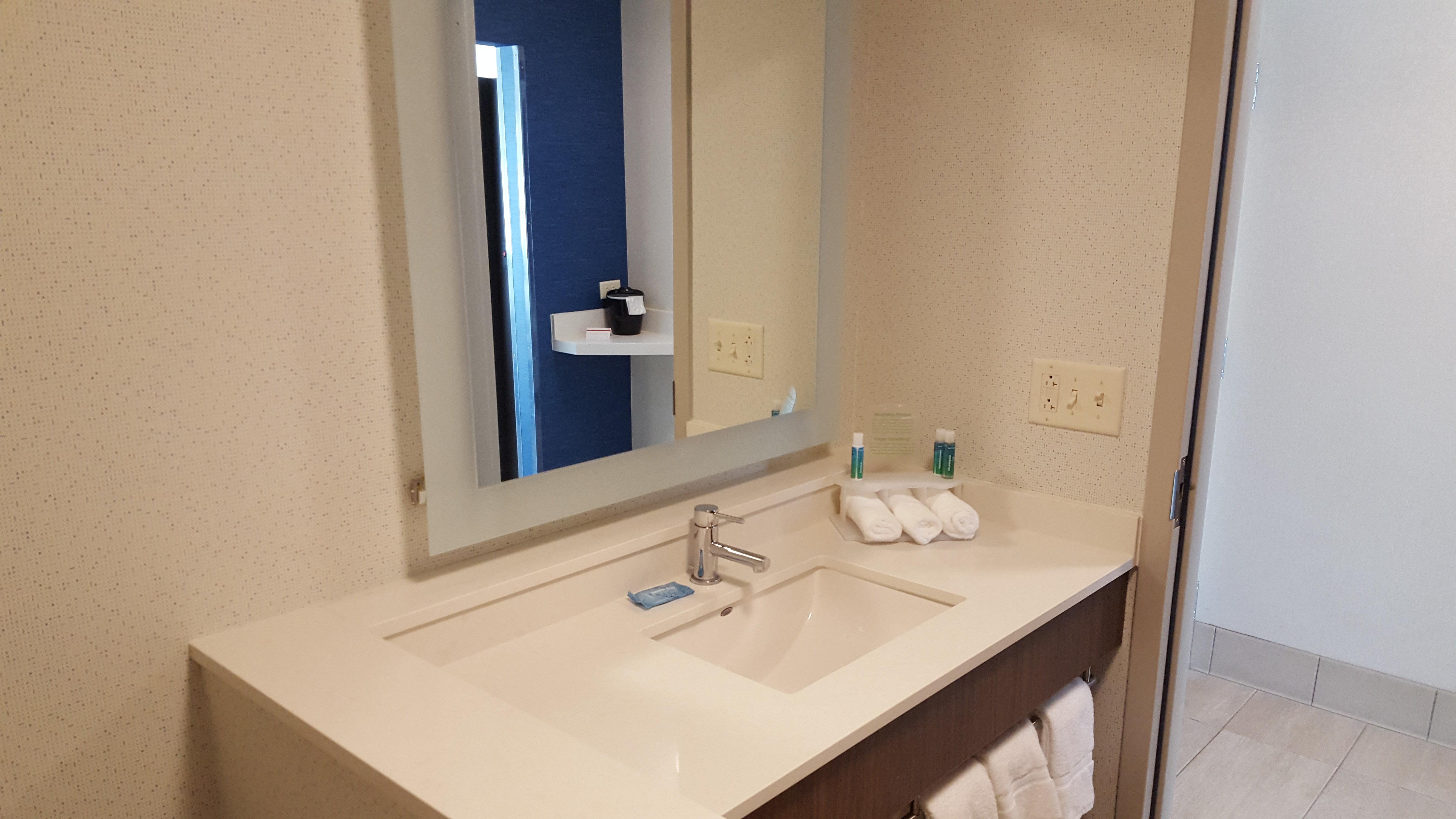Holiday Inn Express & Suites Oswego By Ihg Luaran gambar